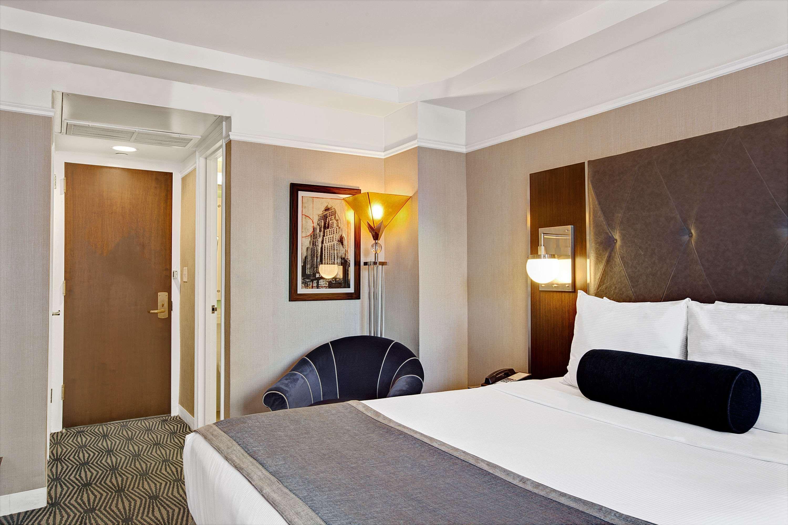The New Yorker, A Wyndham Hotel Εξωτερικό φωτογραφία A room at the Renaissance Centre