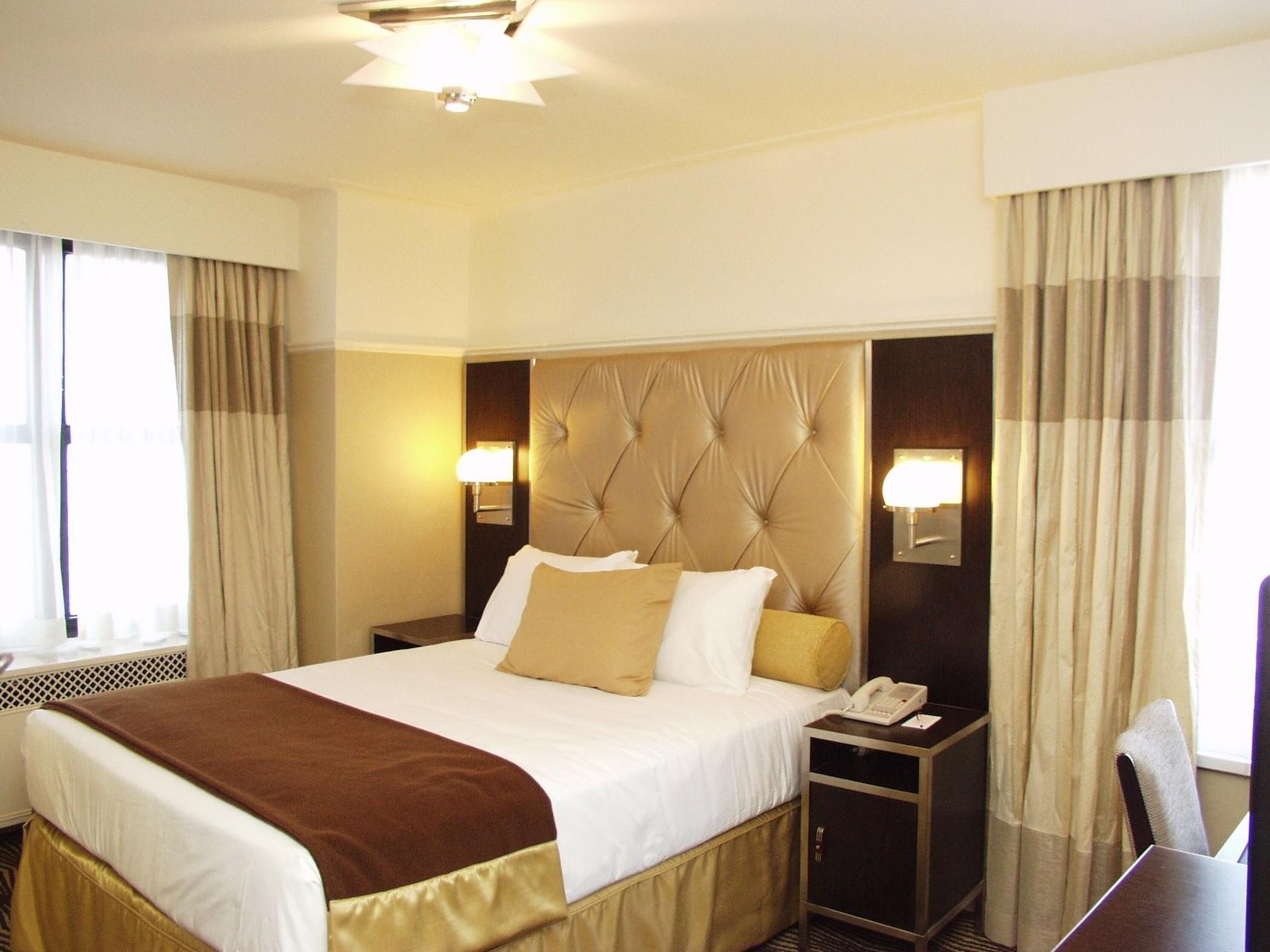 The New Yorker, A Wyndham Hotel Εξωτερικό φωτογραφία A bedroom in a hotel