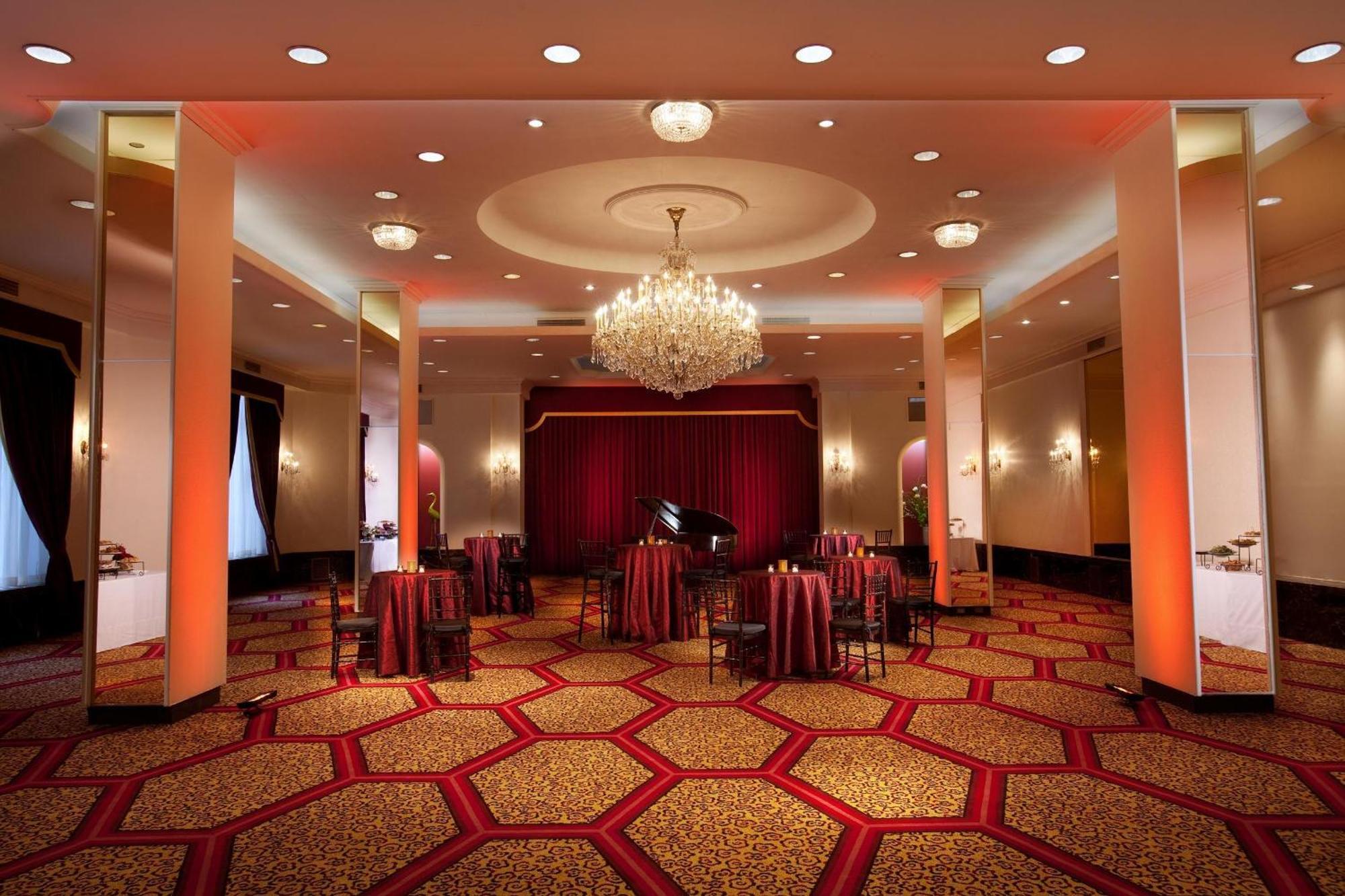 The New Yorker, A Wyndham Hotel Εξωτερικό φωτογραφία The ballroom at the Ritz
